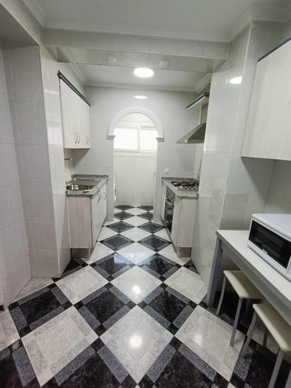 Piso calidad precio junto a la Playa. - image 19