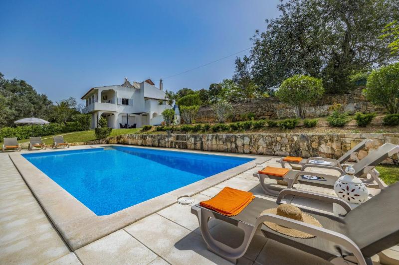 Villa Alfarrobeira by Villa Plus - image 24