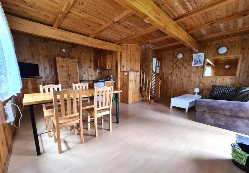 Three-Bedroom Cottage image 4