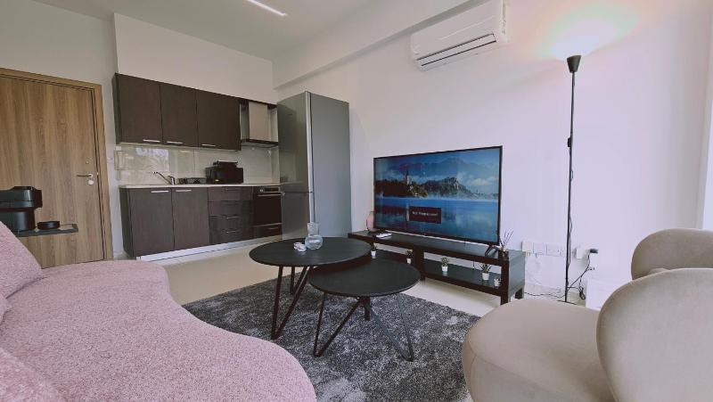 STAY Cosmo City Suites - image 12
