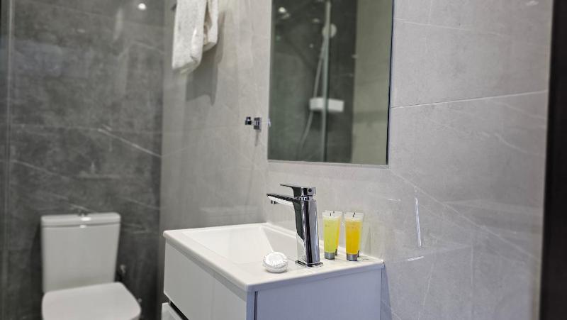 STAY Cosmo City Suites - image 11