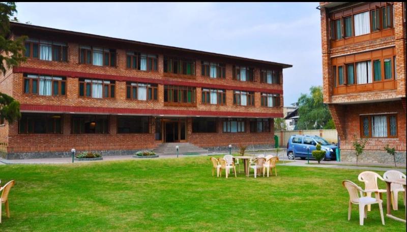 Hotel Palace Inn Shrinagar Images