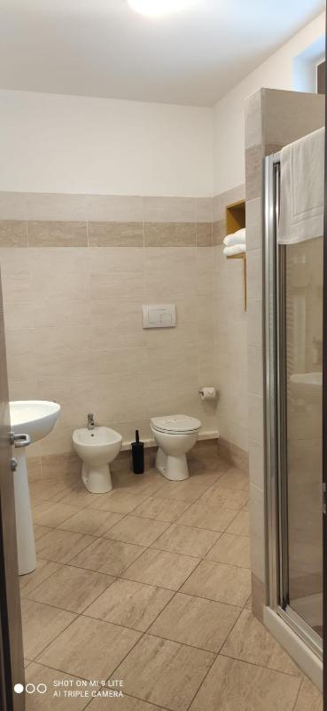 Executive Triple Room image 2