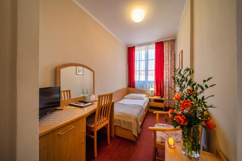 Standard Single Room image 1
