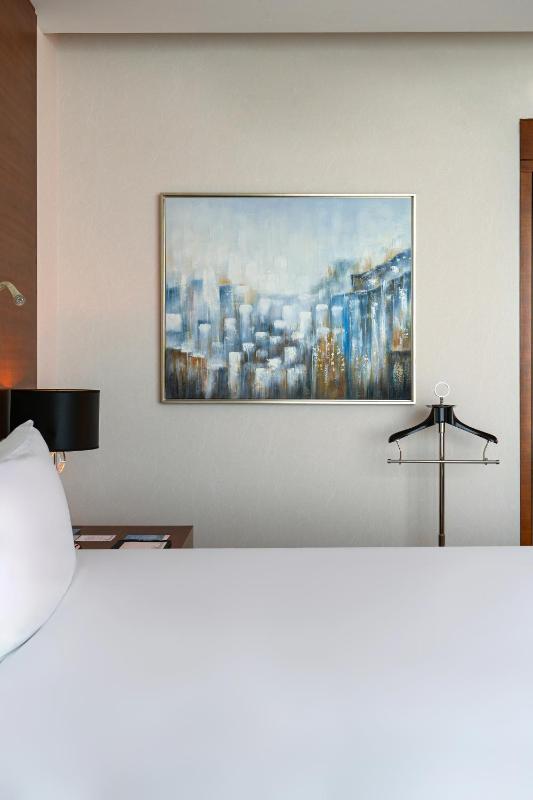 Fairmont King Room - Non Smoking image 4