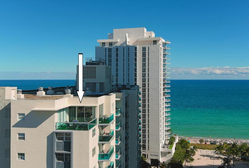 LUXURY PENTHOUSE ON THE BEACH 3/3 OCEANFRONT CONDO - image 17