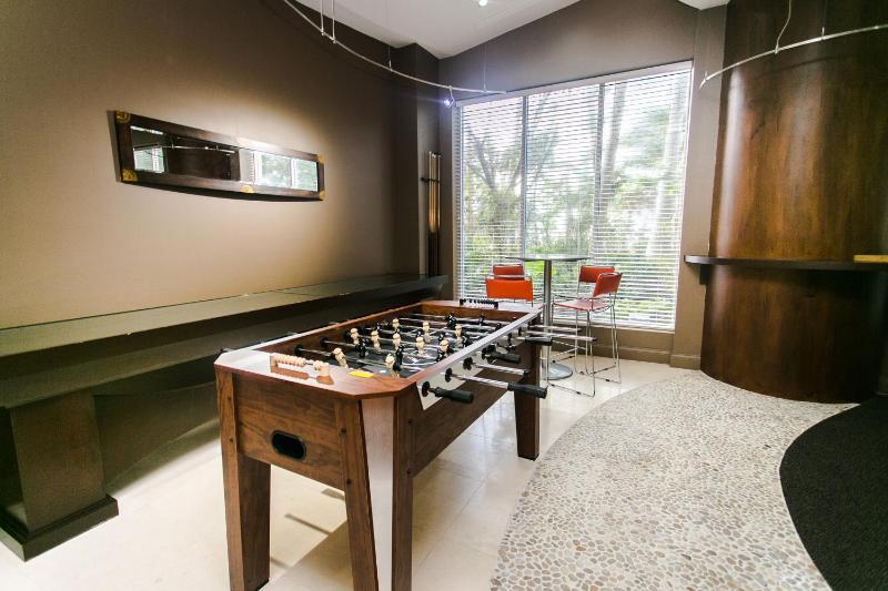 LUXURY PENTHOUSE ON THE BEACH 3/3 OCEANFRONT CONDO - image 15