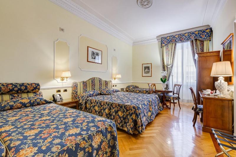 Quadruple Room image 1