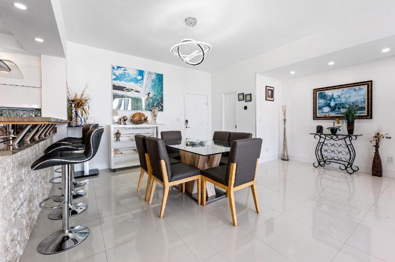 Oceanfront Luxury Penthouse On The Beach 3 Bedroom - image 25