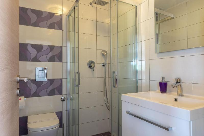 Villa Stefanja kids friendly with sea view near Fažana - image 16