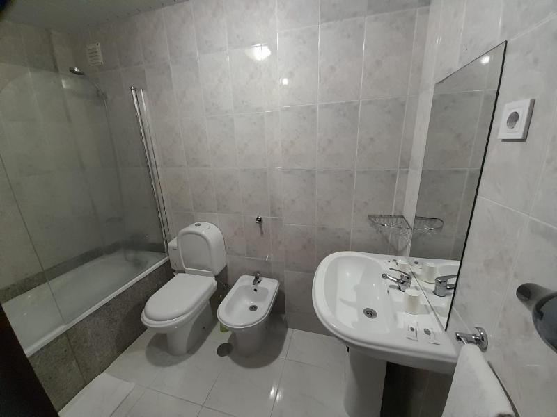 Double Room with Balcony image 3