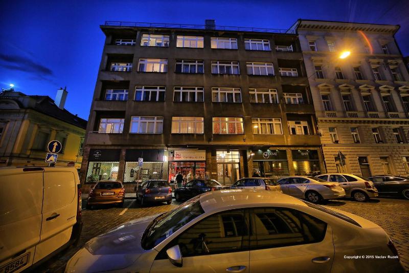 Apartments Vorsilska - image 10