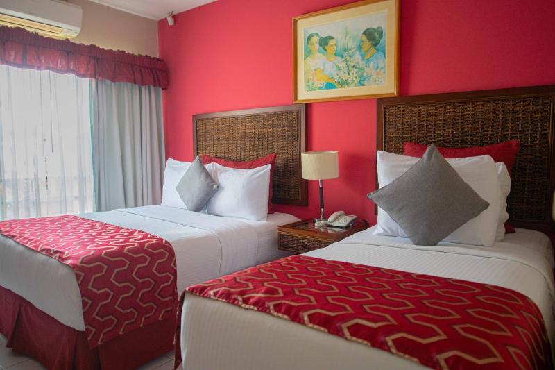 Aparthotel Guijarros - image 13