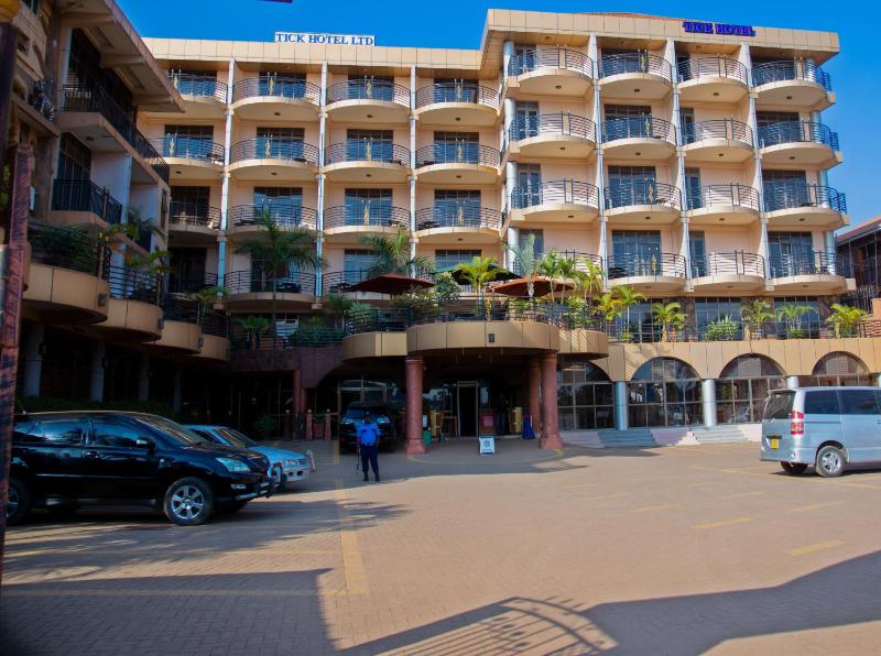 The Tick Hotel - image 10