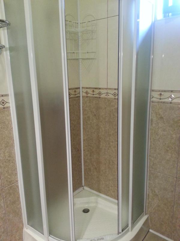 Single Room image 4