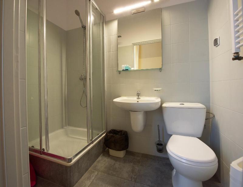 Budget Double Room image 2