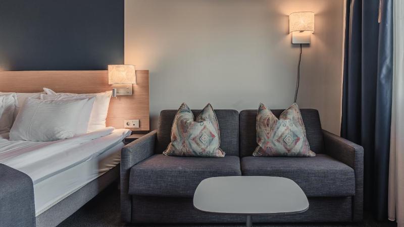 Standard Room image 3
