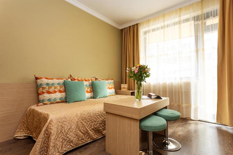 Junior Suite image 2