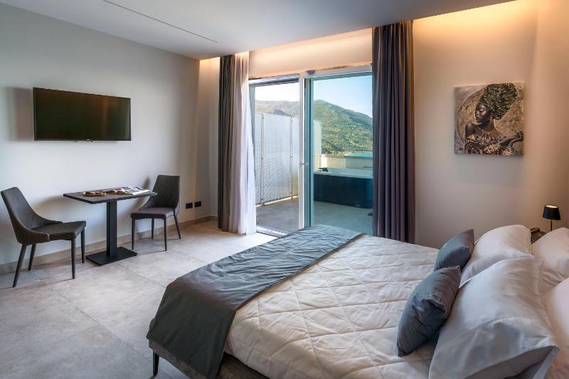 Emerald Hotel Residence Cefalù - image 12