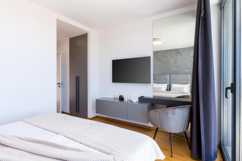 Luxury Villa Dali with sauna whirlpool and heated pool in Medulin only 17 km from the beach - image 16