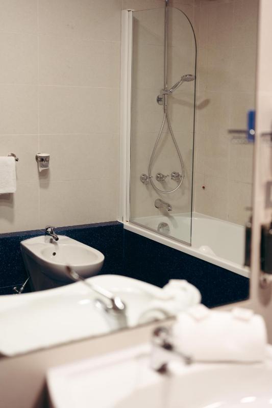 Triple Room image 2