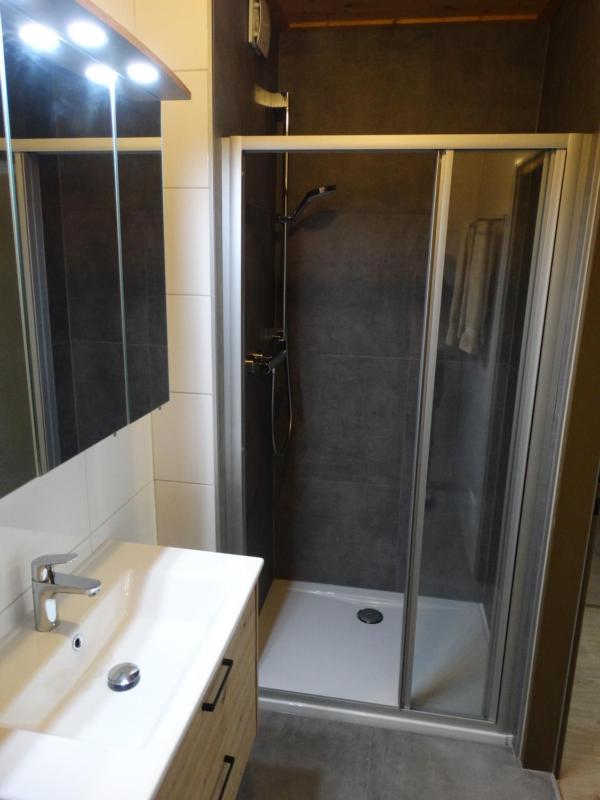 One-Bedroom Apartment with Balcony image 3