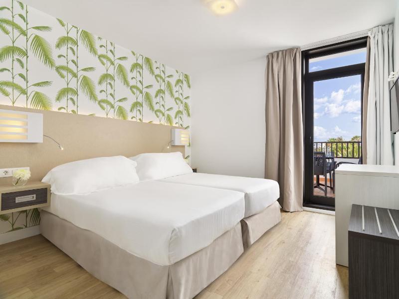 Family Suite (1 Adult) image 4