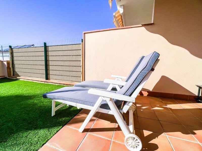 Fantastic Ocean View Apt AC! Parking! Terrace! PA86 - image 14
