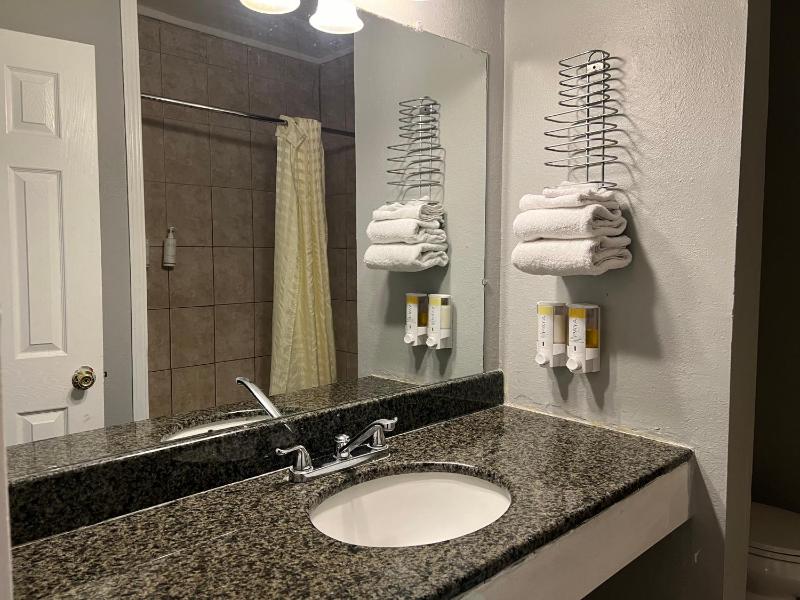 King Room image 1