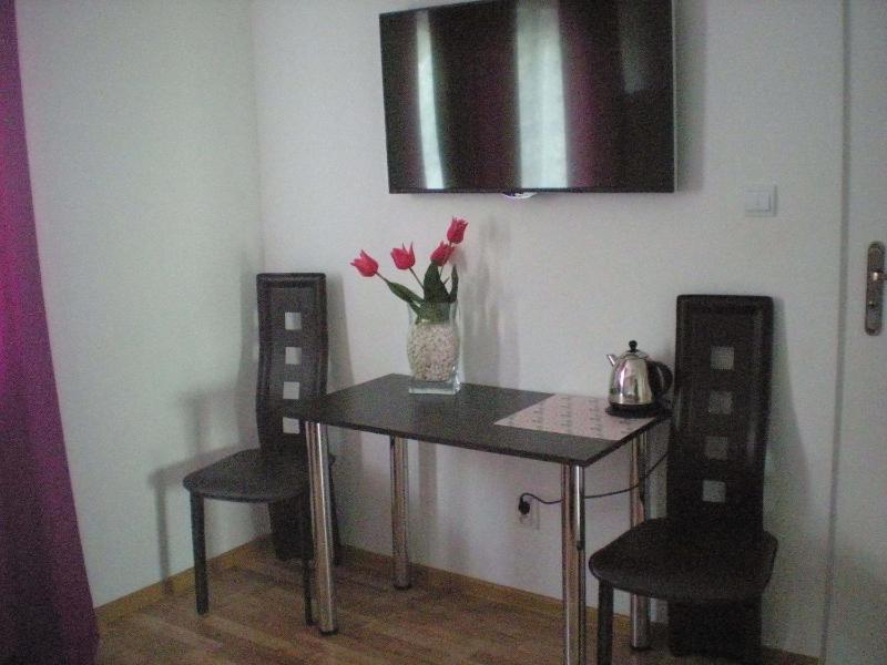 Deluxe Double Room with Bath image 4