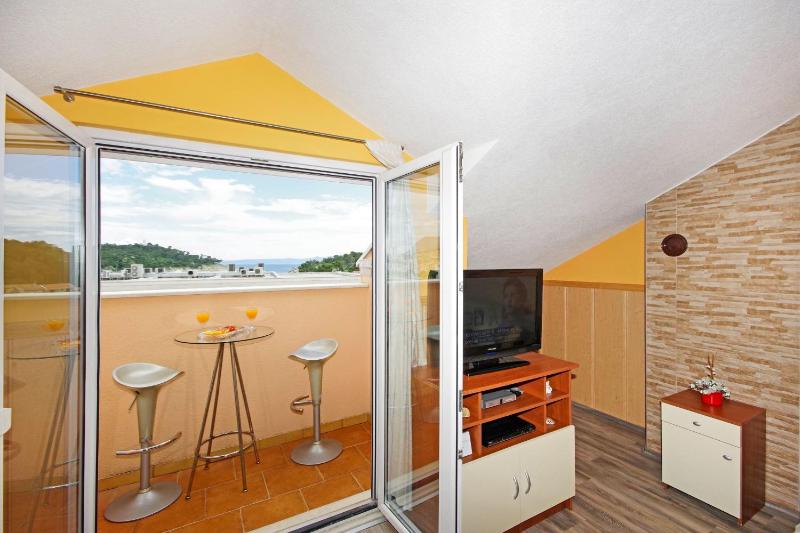 Apartments Vesna - image 7