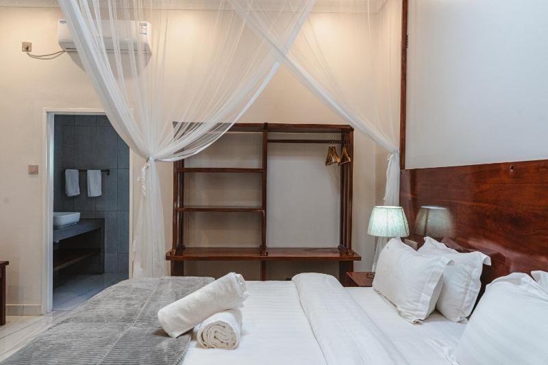 Jacaranda Lodge - image 16