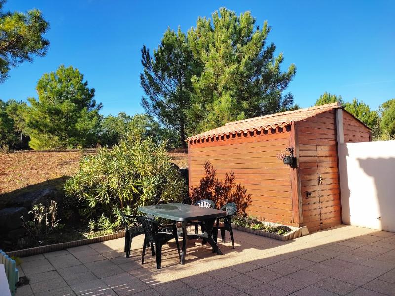 Maison avec piscine chauffee a 500m de la plage et proche foret - Terrasse velos inclus - FR-1-652-3 - image 15