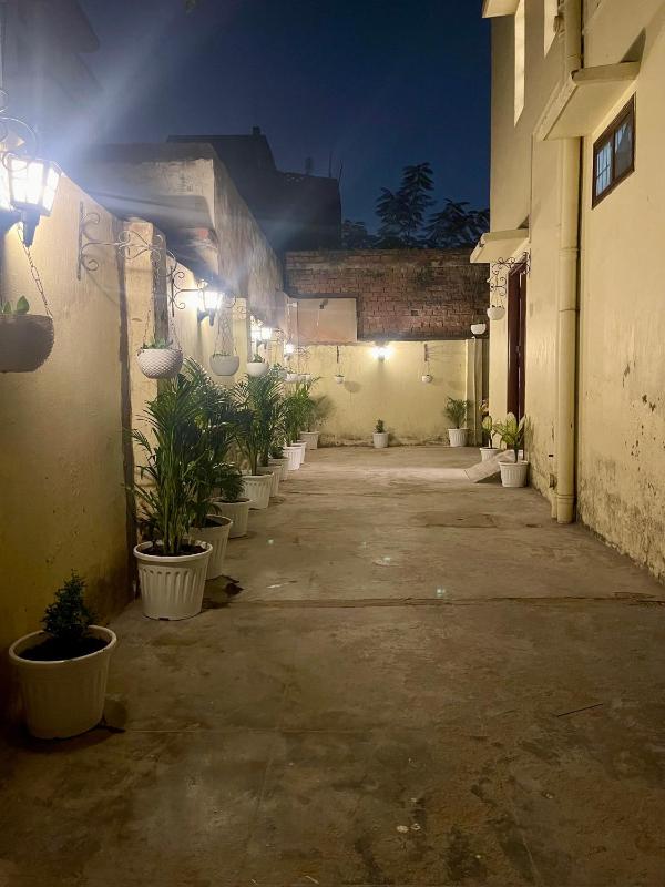 Charan Niwas - image 5