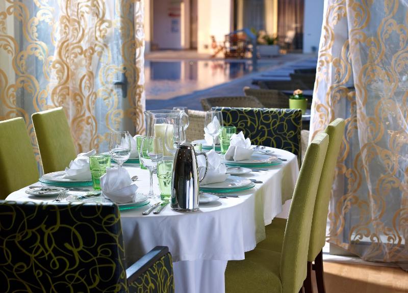 Albatros Spa & Resort Hotel - image 42