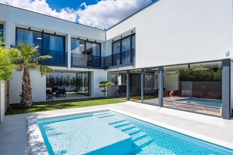 Villa Osea in Medulin with Sauna only 1.5 km from the Beach - image 9