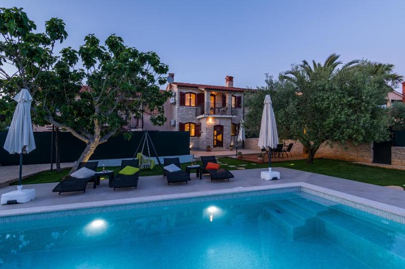 Villa Pietra for 6 people near Fažana with sea view - children playground & pet friendly - image 13