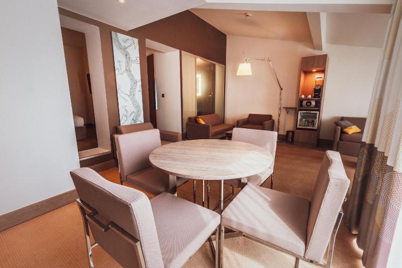 Novotel Toulouse Centre Wilson - image 2
