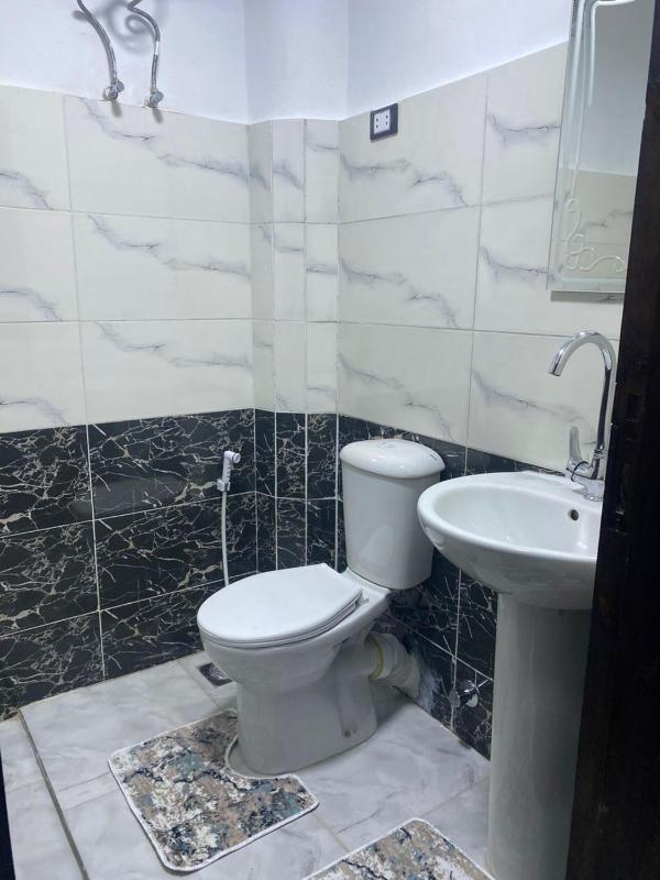 Single Room with Private Bathroom image 2