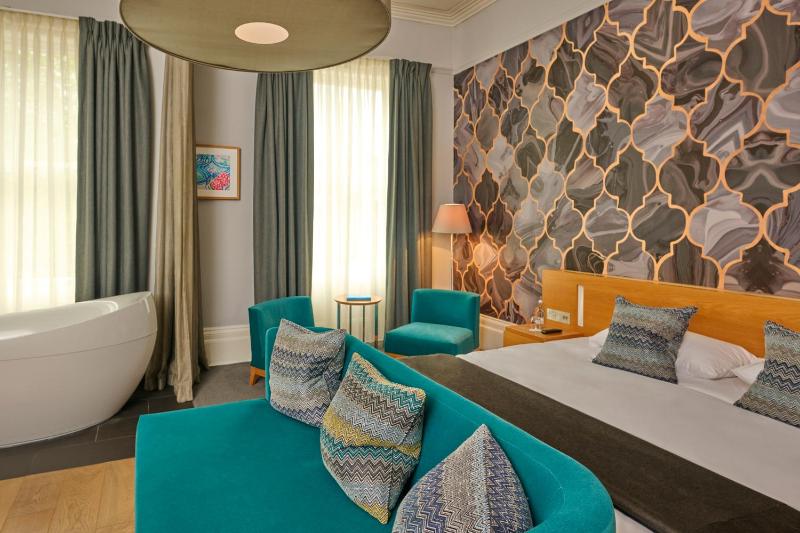 Junior Suite image 1