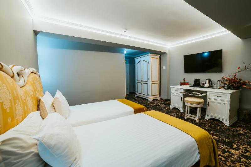 King Room with SPA image 3