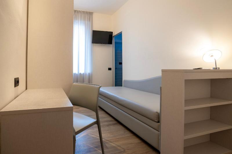 Two-Bedroom Suite image 2