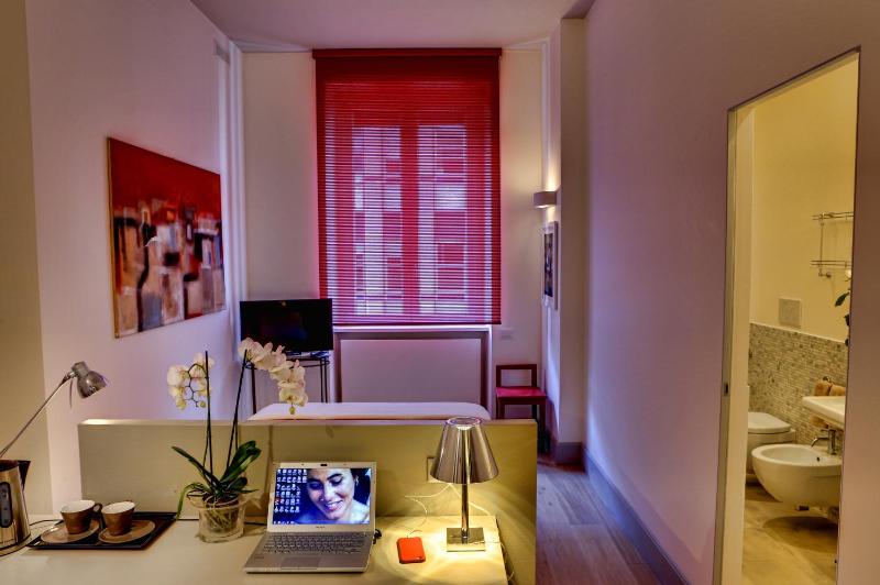 Double Room image 2