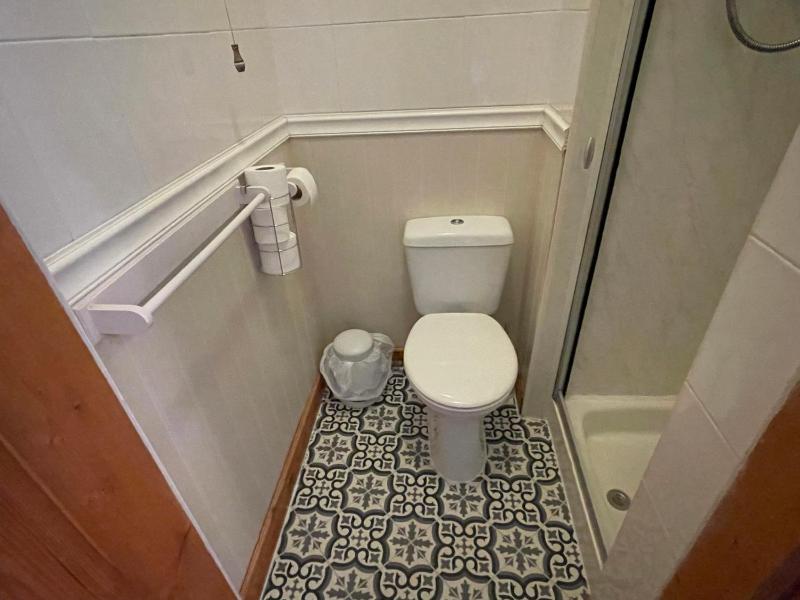 Large Double Room image 2