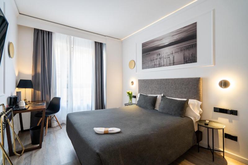 Double or Twin Room image 1