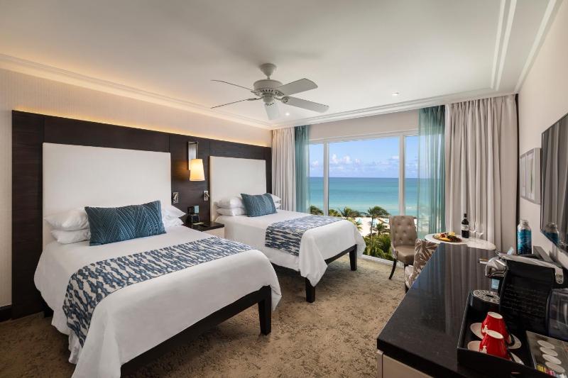 Oceanfront 2 Double Beds