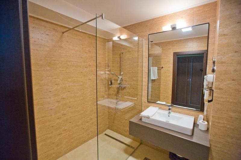 Superior Double or Twin Room image 3