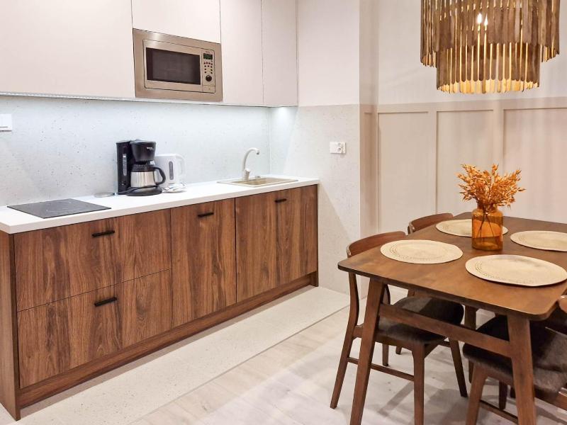 Apartamenty na Wyspie - Zdrojowa 24-26 - Parking - image 11