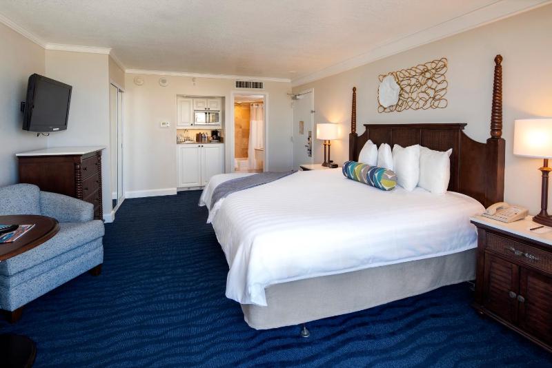 King Room with Balcony image 3