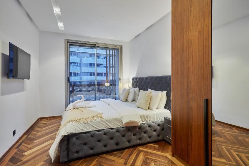 Modern Unit in Casa Finance City With Free Parking - image 5